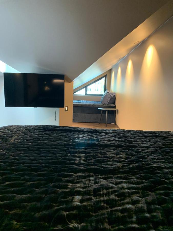 Appartement 3, Penthouse. Olden