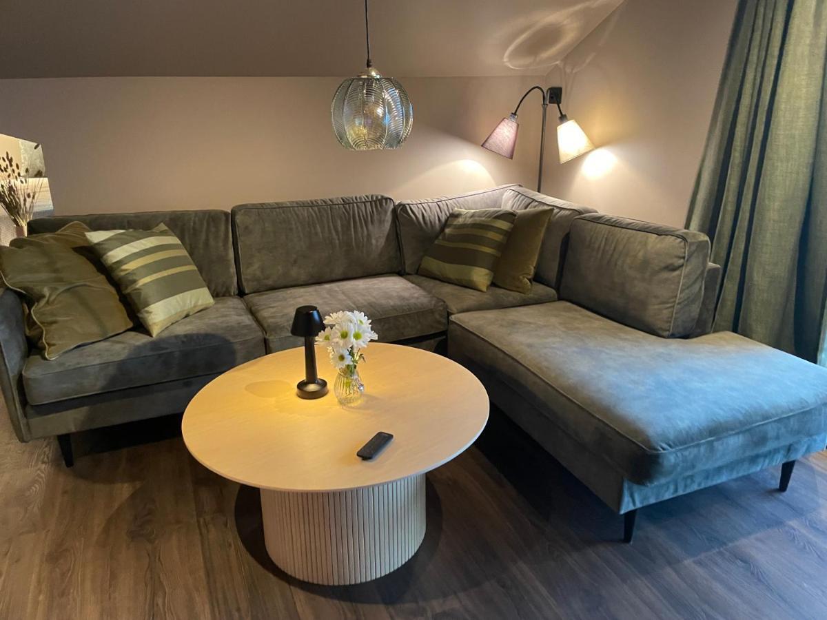3, Penthouse. Olden